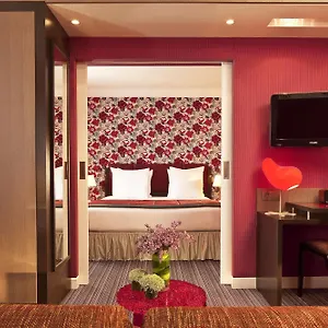 Nuage 4* باريس