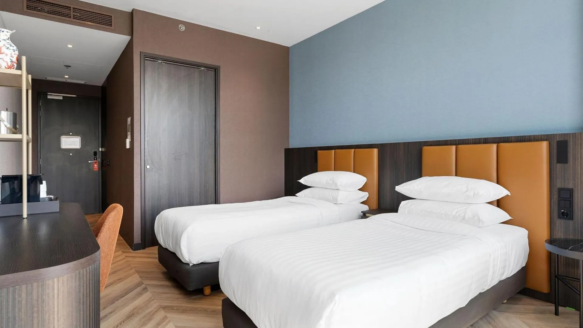 ****  Corendon Amsterdam New-West, A Tribute Portfolio Hotel הולנד