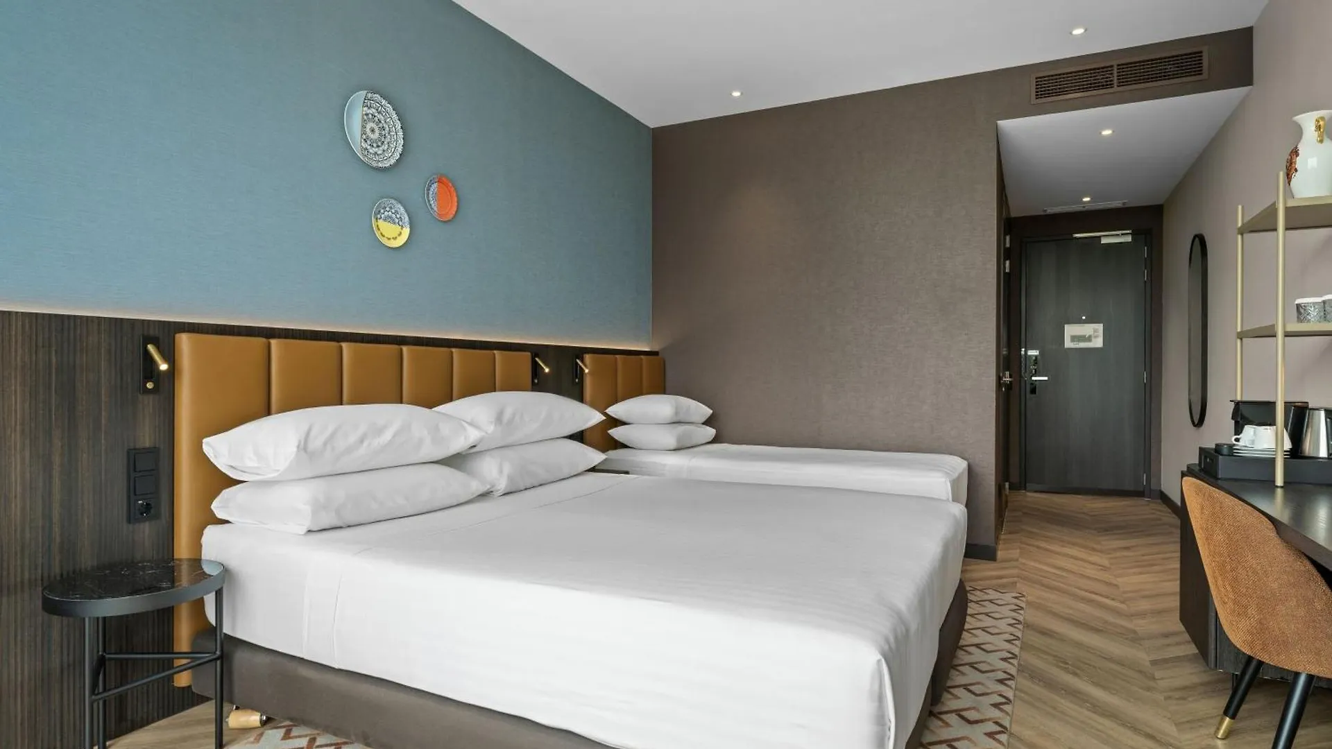 Corendon Amsterdam New-West, A Tribute Portfolio Hotel הולנד